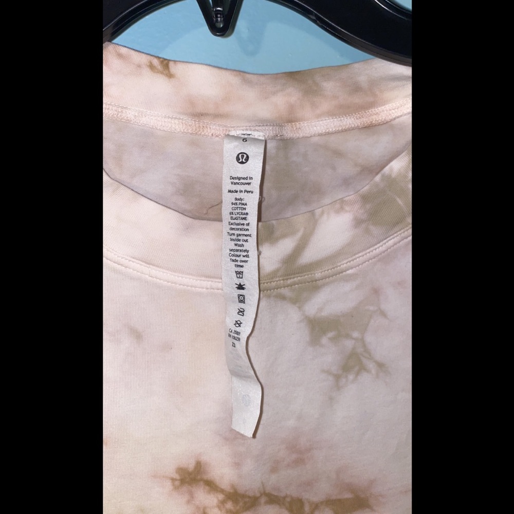 Lululemon LA All yours cut-out short sleeve tee shirt 👚